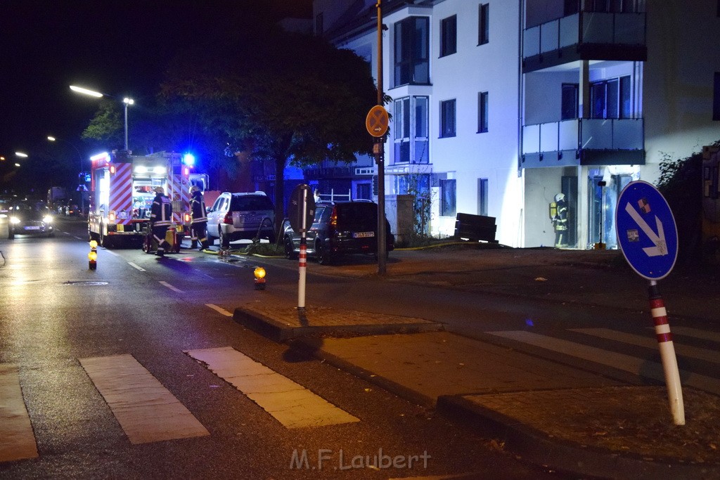 Feuer 1 Koeln Hoehenberg Fuldastr P02.JPG - Miklos Laubert